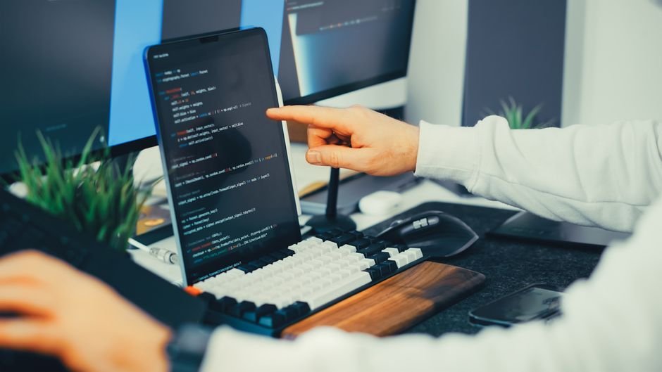 12 Software Testing Anti-Patterns That Are Silently Killing Your QA Strategy